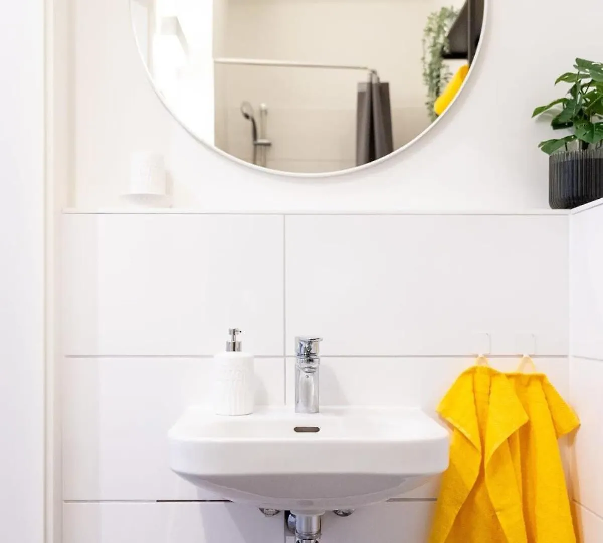 Shabby Chic Apartment In Ideal Location Hamburg Germany